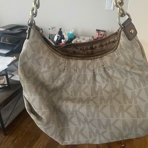 Michael kors white and gold handbag